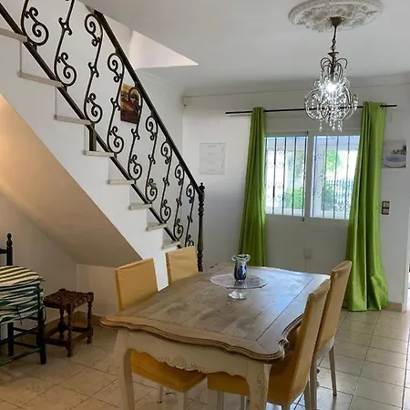 Casa Torrecilla Linda Adosado 2 A 50 Metros De La Playa Torrecilla *