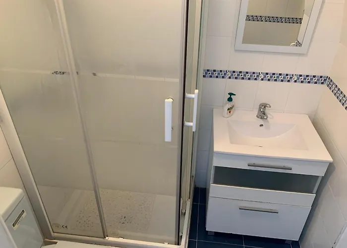 Сasa de vacaciones Casa Torrecilla Linda Adosado 2 A 50 Metros De La Playa Torrecilla Nerja