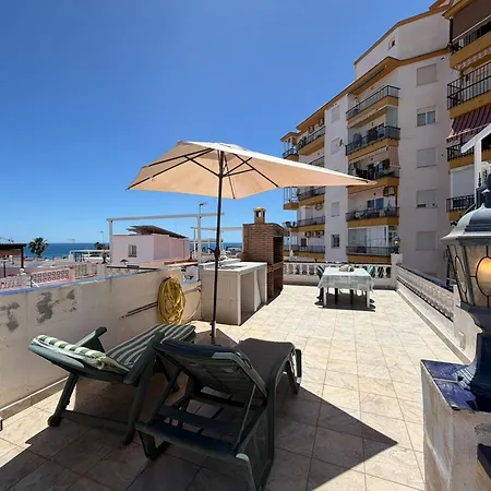 Casa Torrecilla Linda Adosado 2 A 50 Metros De La Playa Torrecilla Дом отдыха Нерха
