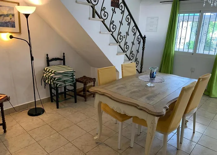 Дом отдыха Casa Torrecilla Linda Adosado 2 A 50 Metros De La Playa Torrecilla