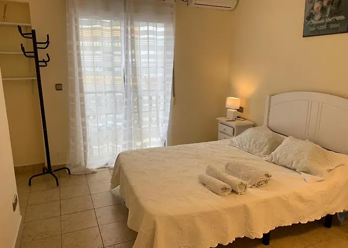 Casa Torrecilla Linda Adosado 2 A 50 Metros De La Playa Torrecilla Nerja