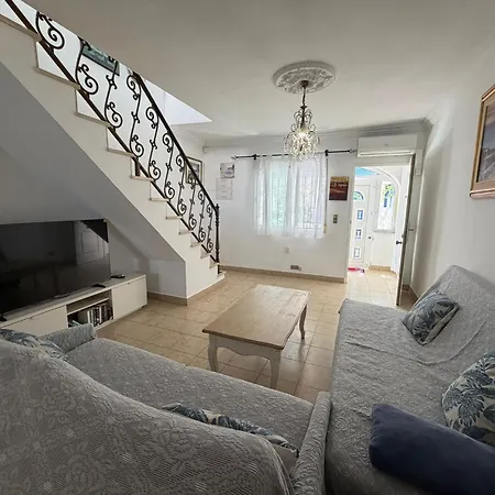 Casa Torrecilla Linda Adosado 2 A 50 Metros De La Playa Torrecilla Tatil Evi Nerja